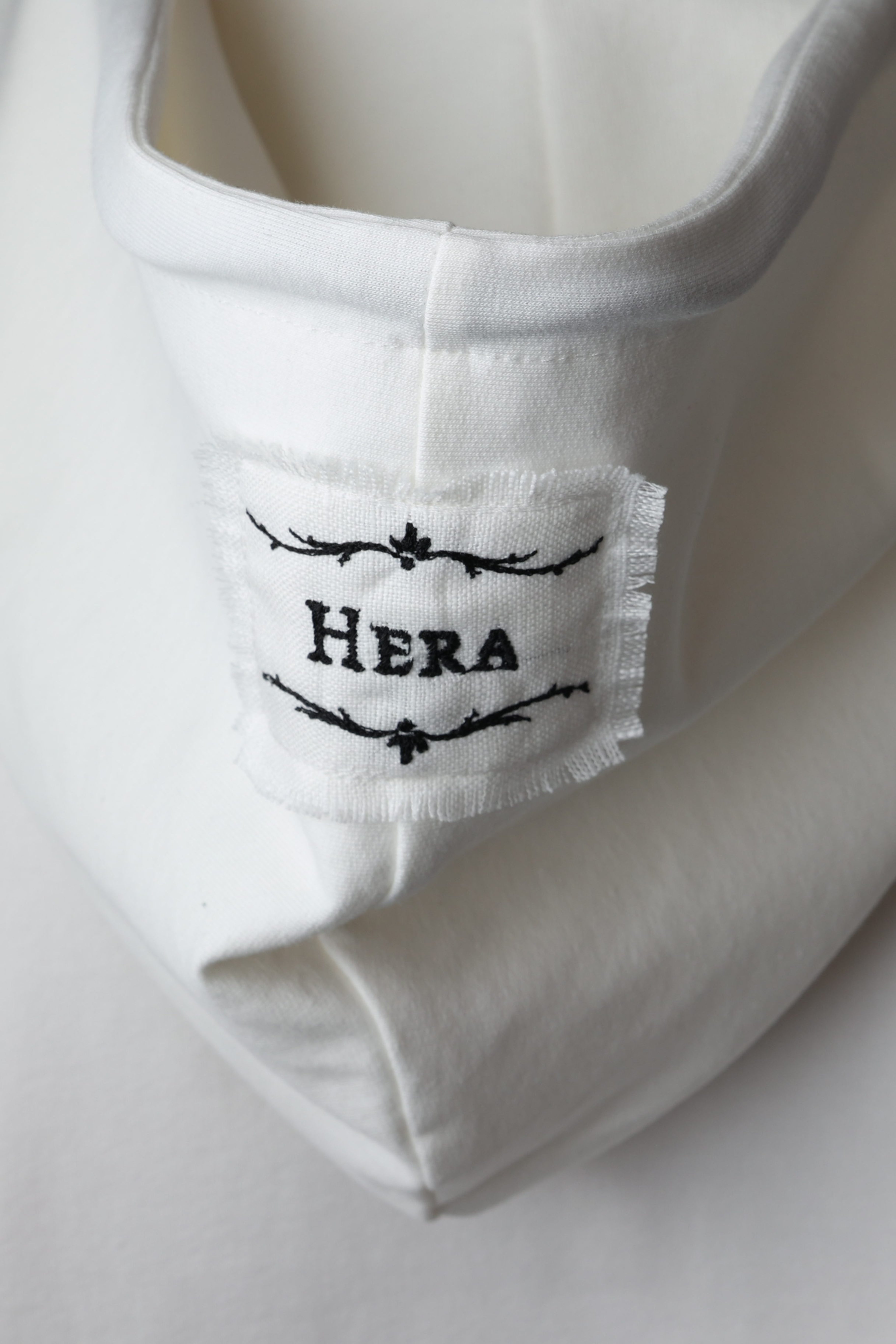 White Hoodie "Hera" - Woman